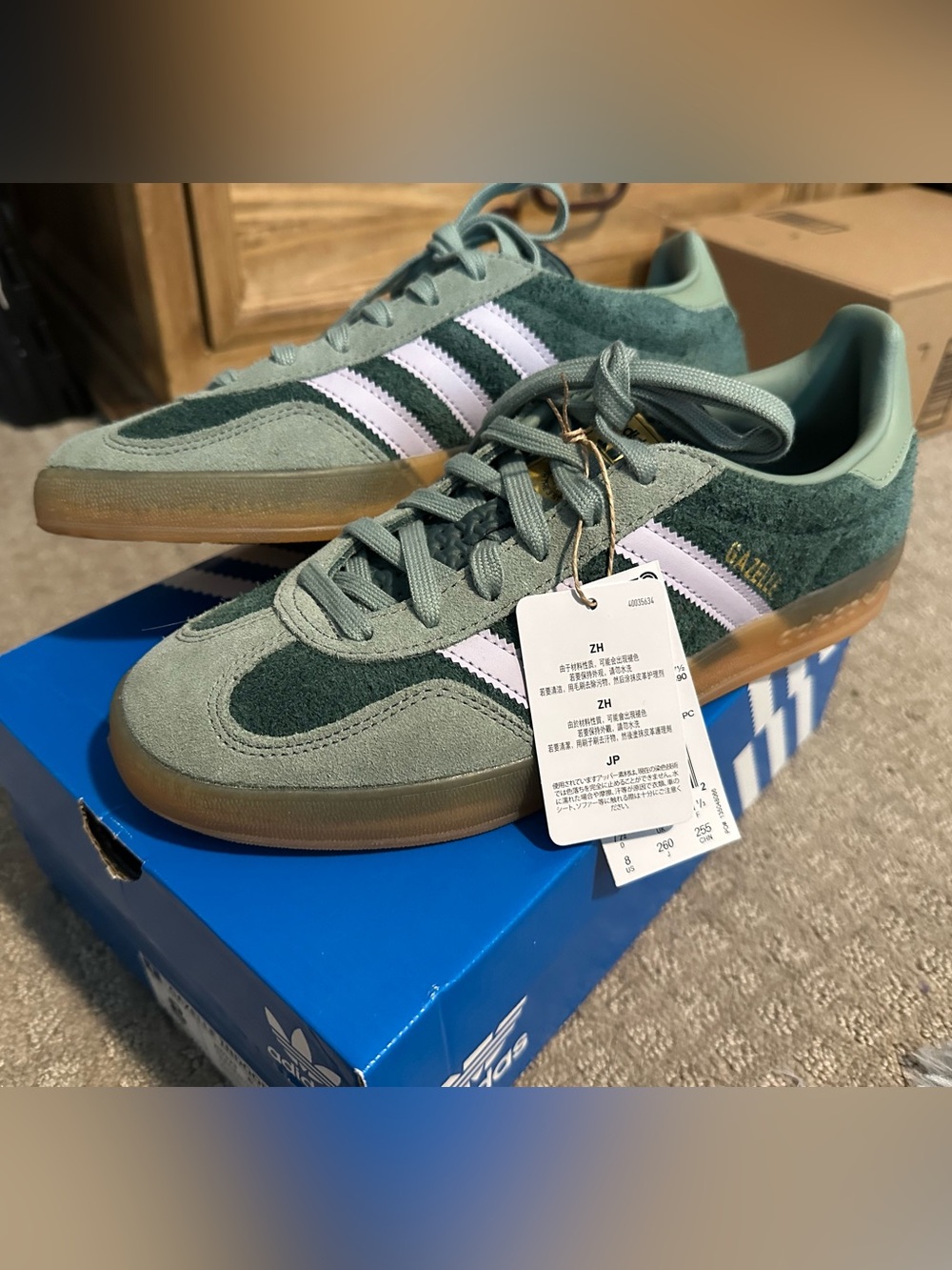 NEW in box Men’s Adidas Gazelle Indoor Shoes Sneakers Green Silver Suede size 8
